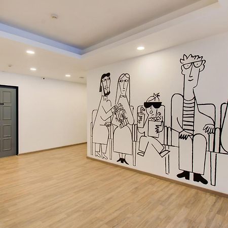Townhouse De Alphabet Hotel Gachibowli エクステリア 写真