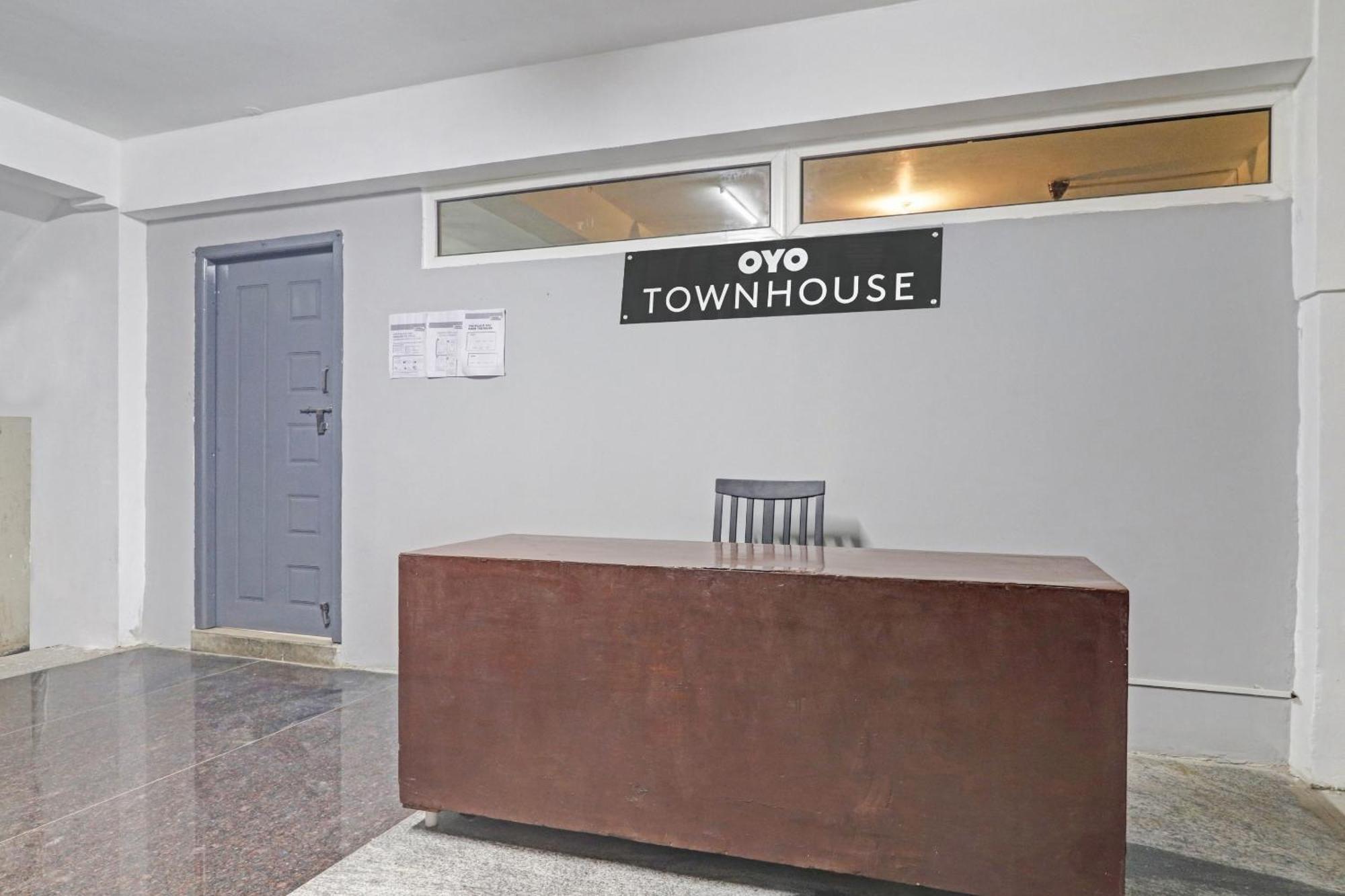 Townhouse De Alphabet Hotel Gachibowli エクステリア 写真